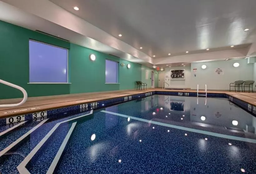 酒店 Holiday Inn Express & Suites Carlisle, An Ihg