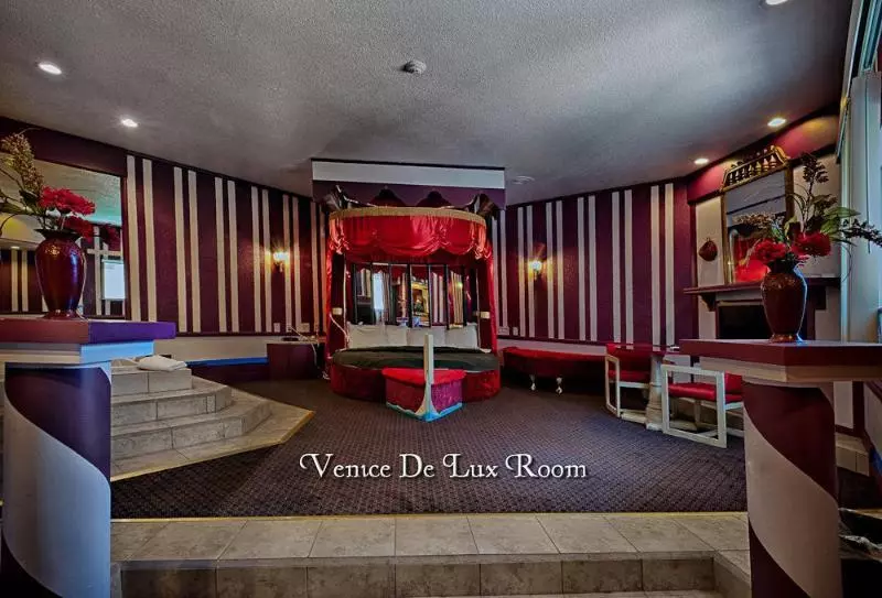 Hotel Inn of The Dove