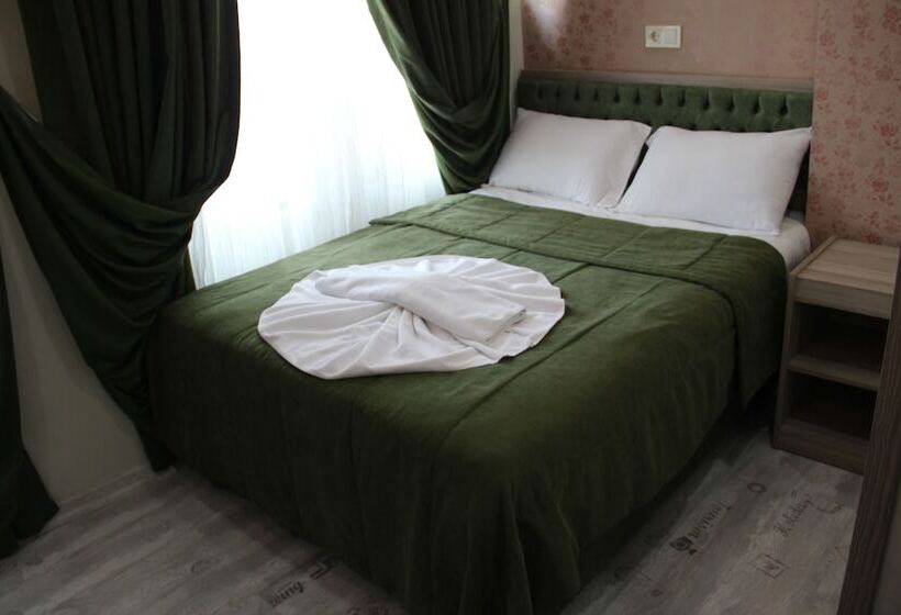 ホテル Kaya Madrid