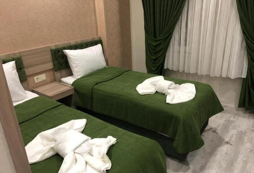 ホテル Kaya Madrid