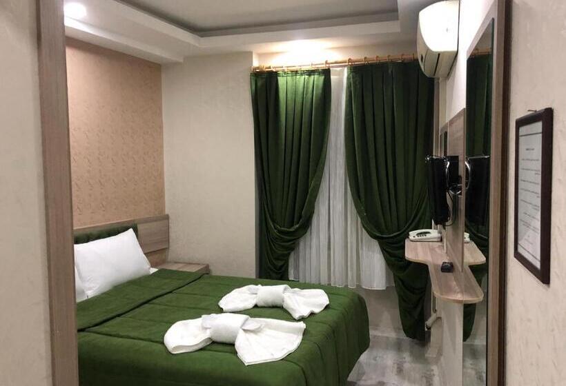 ホテル Kaya Madrid