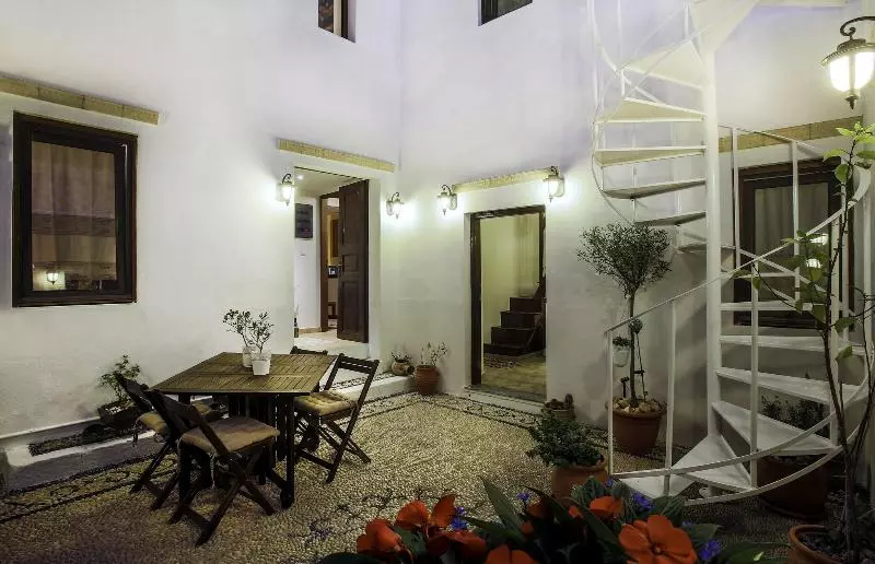 Hotelli Lindos Boutique Rooms