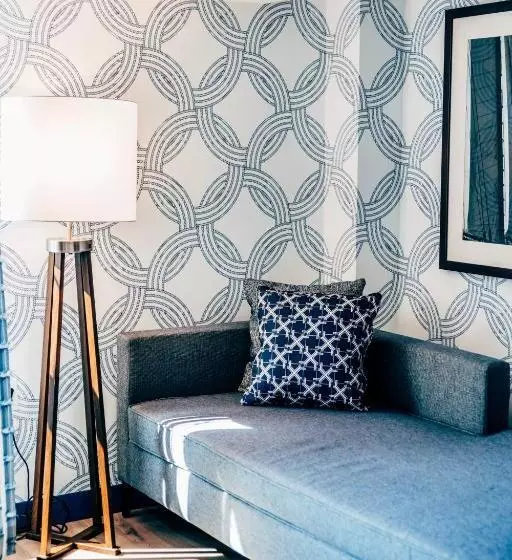 Salem Waterfront Hotel & Suites