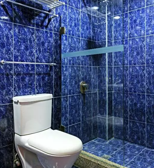 The Orchard Cebu Hotel & Suites