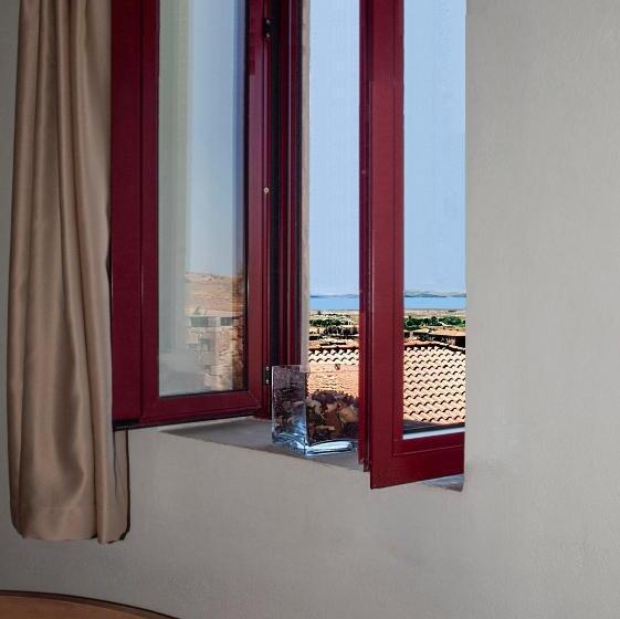 فندق Varos Village Boutique