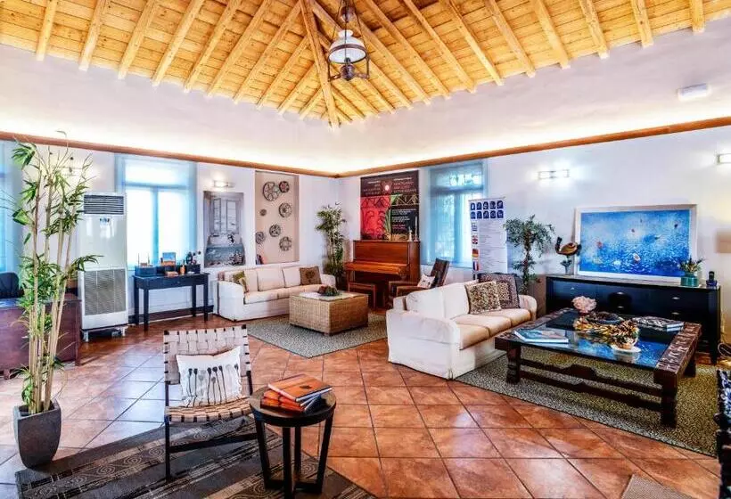 فندق Varos Village Boutique