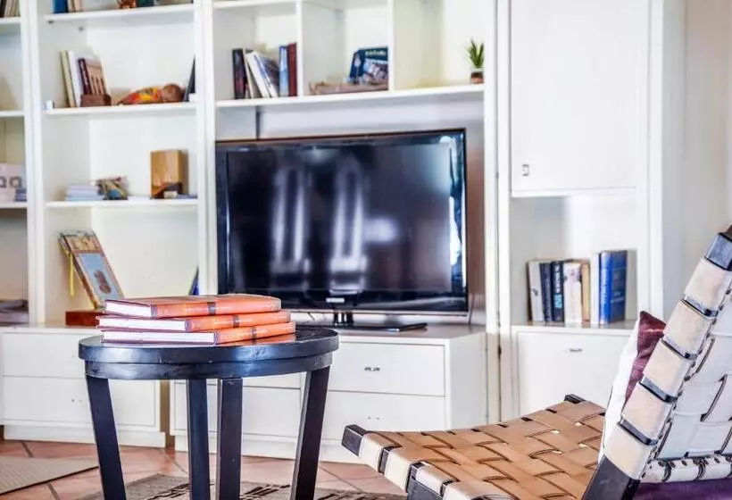 فندق Varos Village Boutique