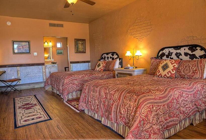 فندق Tombstone Monument Guest Ranch
