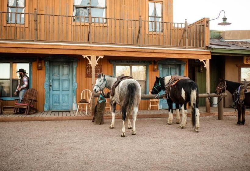 فندق Tombstone Monument Guest Ranch