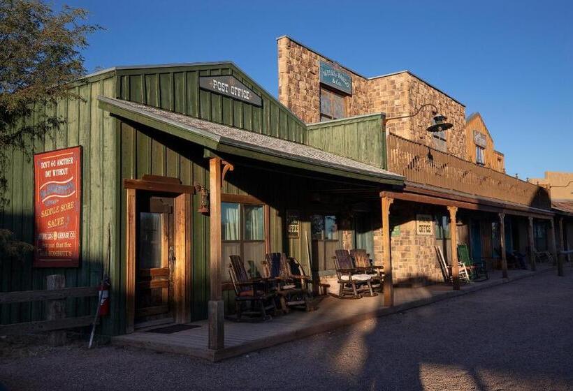فندق Tombstone Monument Guest Ranch