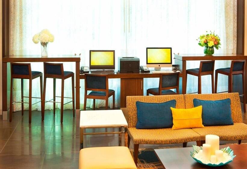 Residence Inn By Marriott Boston Back Bay/fenway