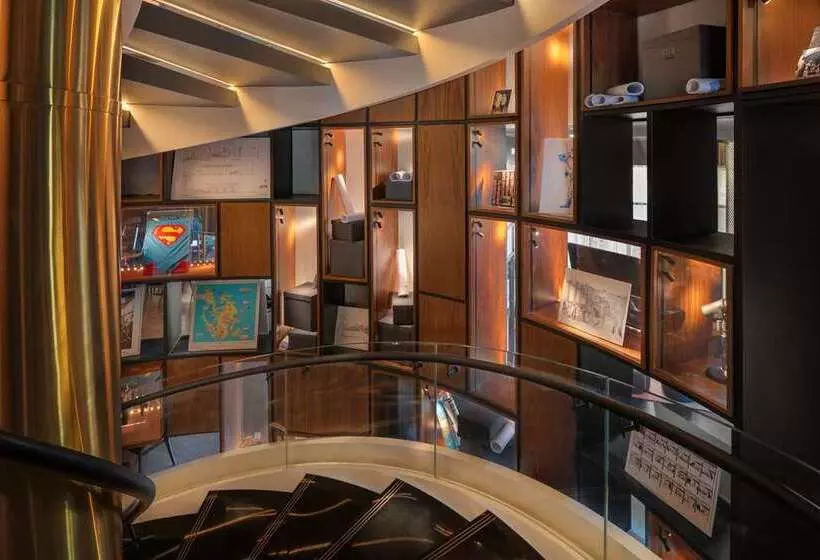 هتل The Wb Abu Dhabi, Curio Collection By Hilton