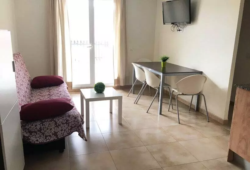 Apartamentos Doña Carmen 3000
