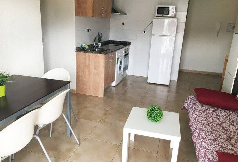 Apartamentos Doña Carmen 3000