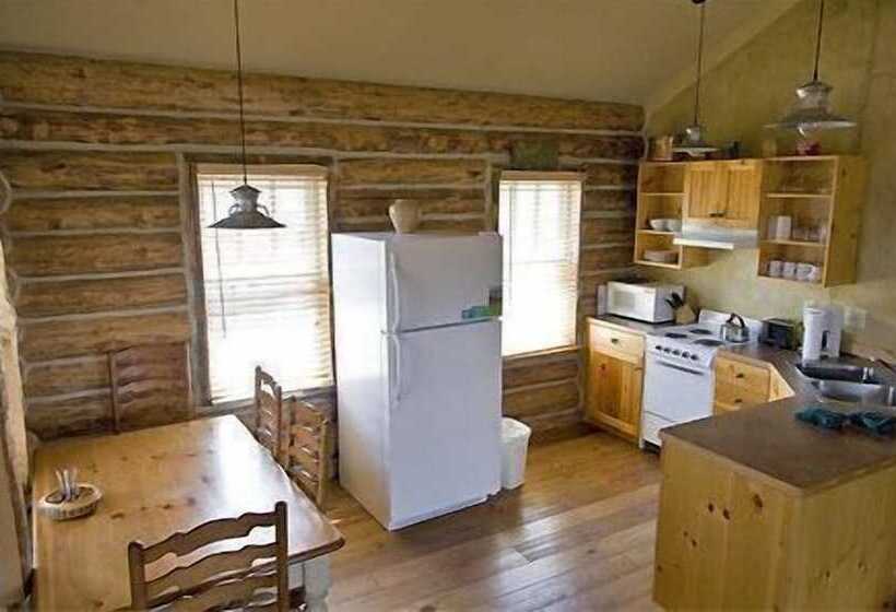 Cowboy Heaven Cabins