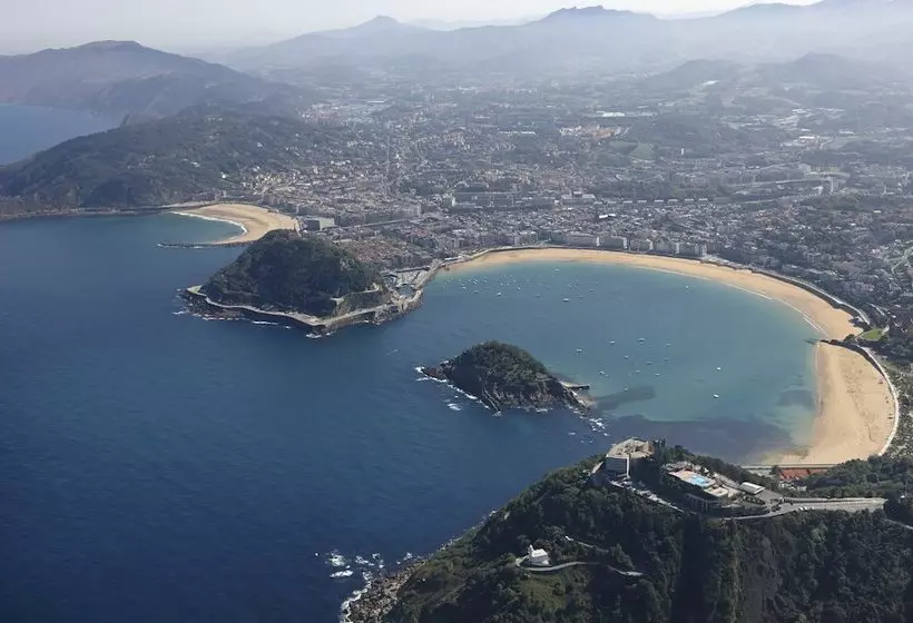 Easo Suite 1 Apartment By Feelfree Rentals