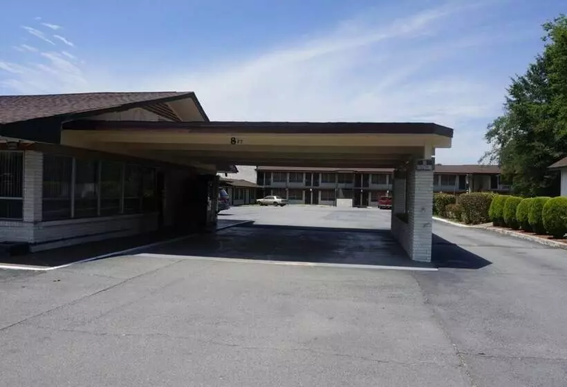 ホテル Budget Inn Malvern