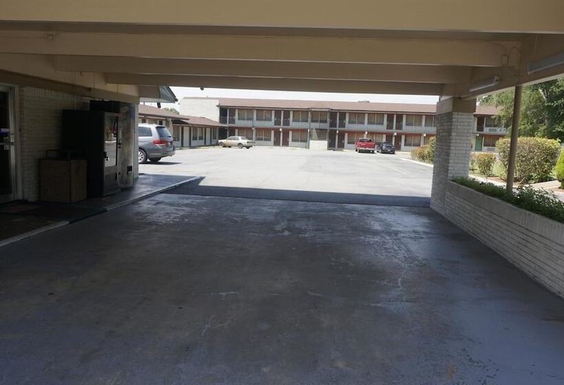 فندق Budget Inn Malvern