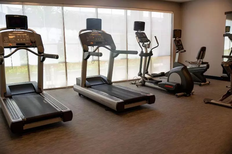 Отель Courtyard By Marriott Philadelphia Springfield