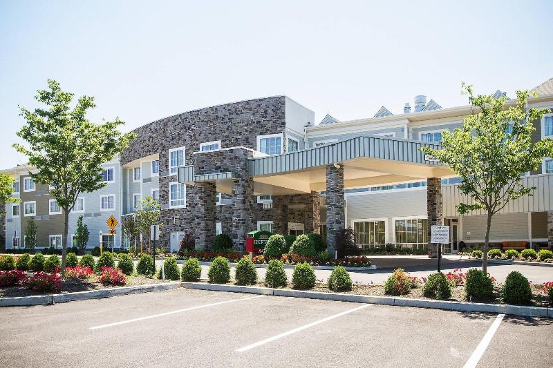 فندق Courtyard By Marriott Philadelphia Springfield
