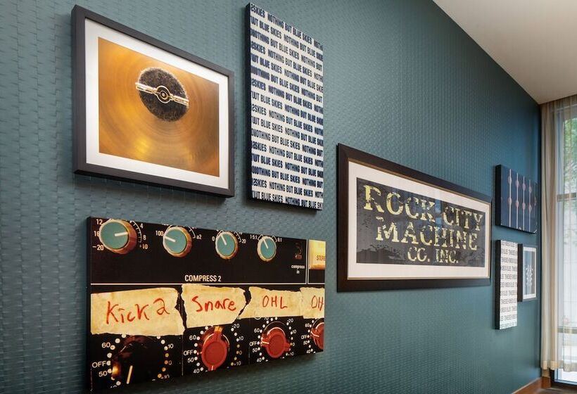 בית מלון כפרי Hyatt Place Nashville Downtown