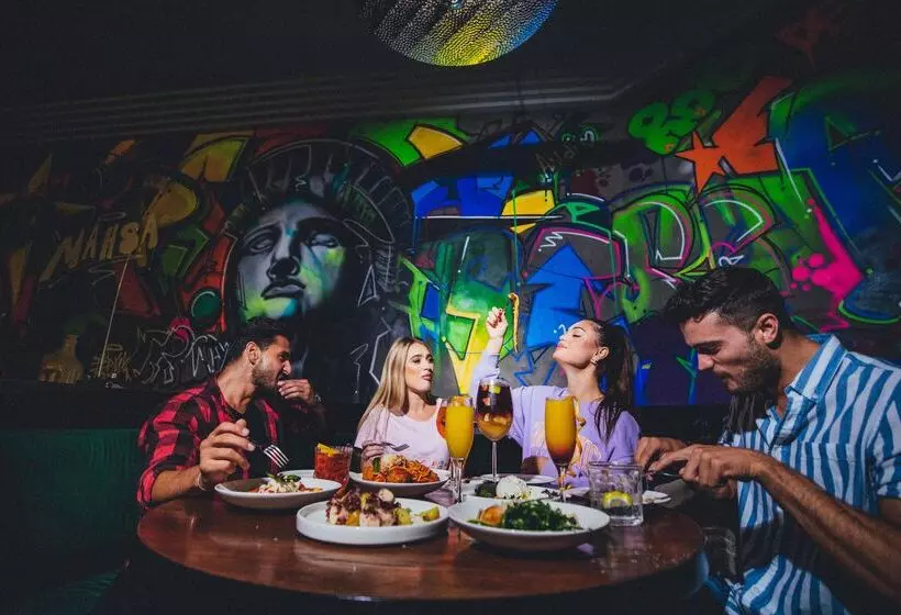 Ja Ocean View Hotel, Jumeirah Beach Dubai