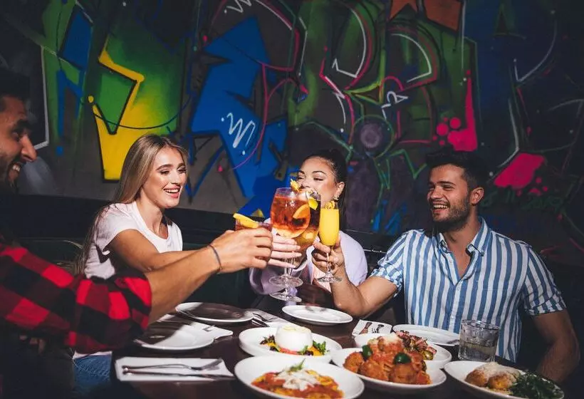 Ja Ocean View Hotel, Jumeirah Beach Dubai