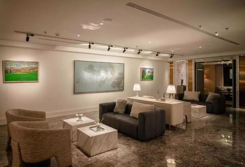 Le Jardin Hotel Haute Couture