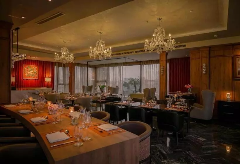 Le Jardin Hotel Haute Couture