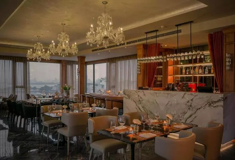 Le Jardin Hotel Haute Couture