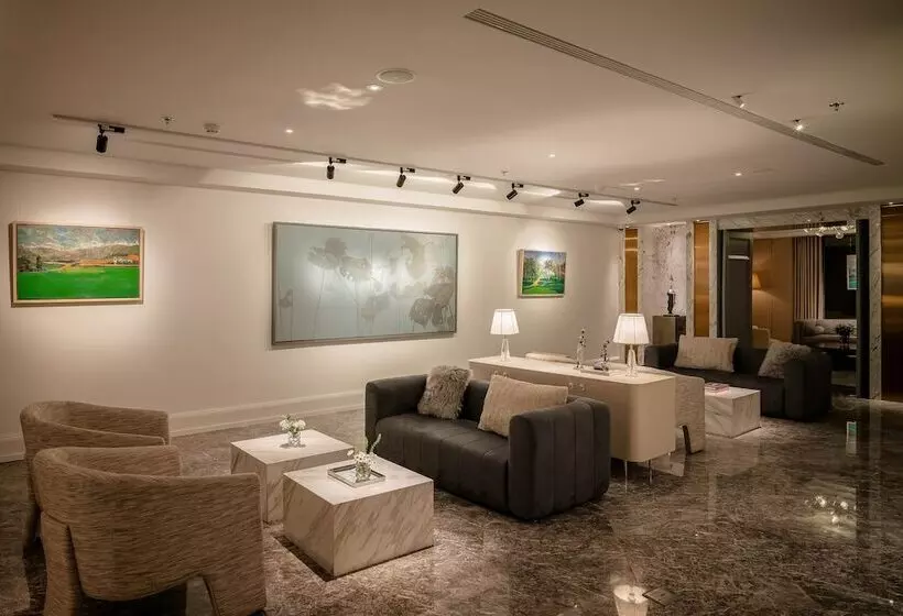 Le Jardin Hotel Haute Couture