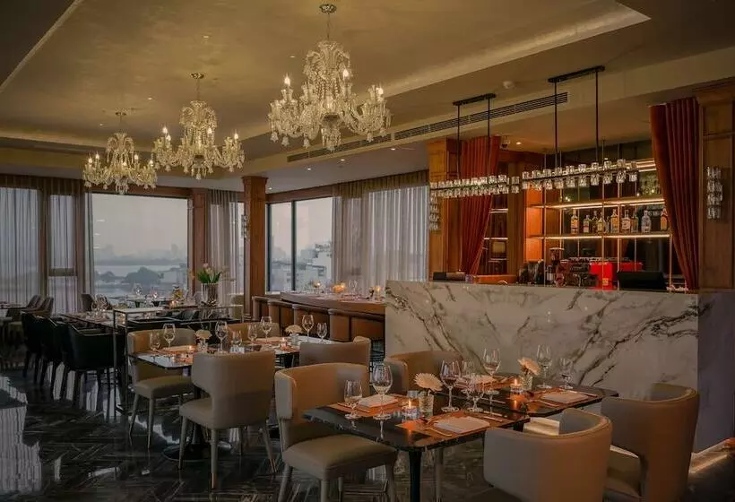 Le Jardin Hotel Haute Couture