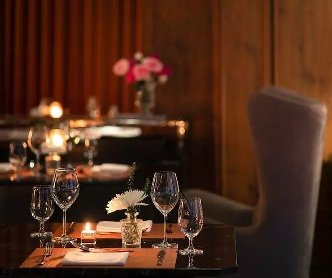 Le Jardin Hotel Haute Couture