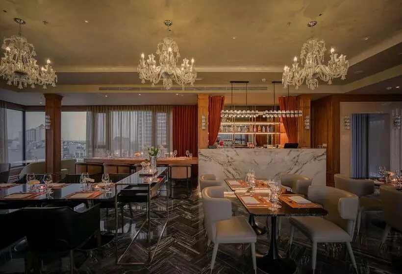 Le Jardin Hotel Haute Couture