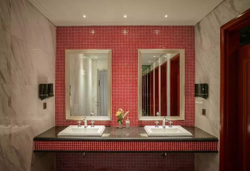 Le Jardin Hotel Haute Couture