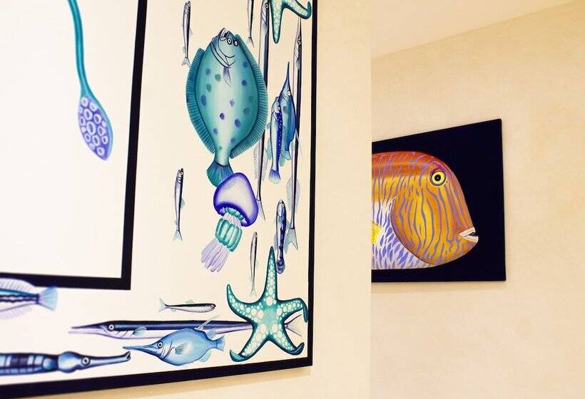 Отель Laqua By The Sea