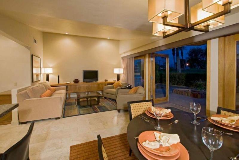 Отель The Dunes Club