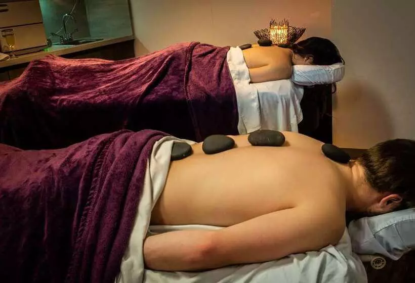 Hotel The Mosey Buffalo Williamsville, Tapestry Collection By Hilton