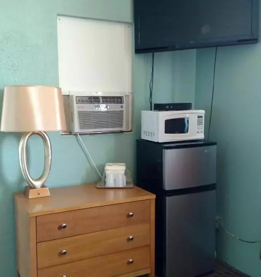 汽车旅馆  Dolphin Inn