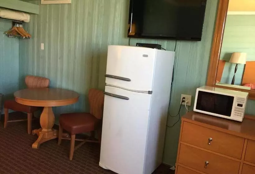 汽车旅馆  Dolphin Inn