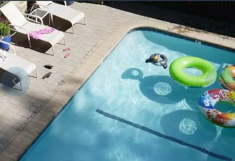 モーテル Firelite Lodge