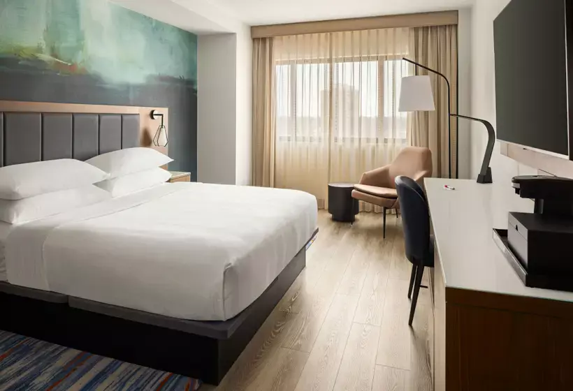 Oshkosh Marriott Waterfront Hotel & Convention Center