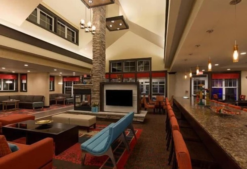 Residence Inn By Marriott Long Island Islip/courthouse Complex