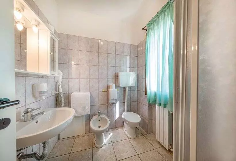 渡假胜地 Marina Manna Hotel And Club Village