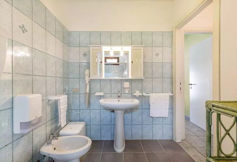 渡假胜地 Marina Manna Hotel And Club Village