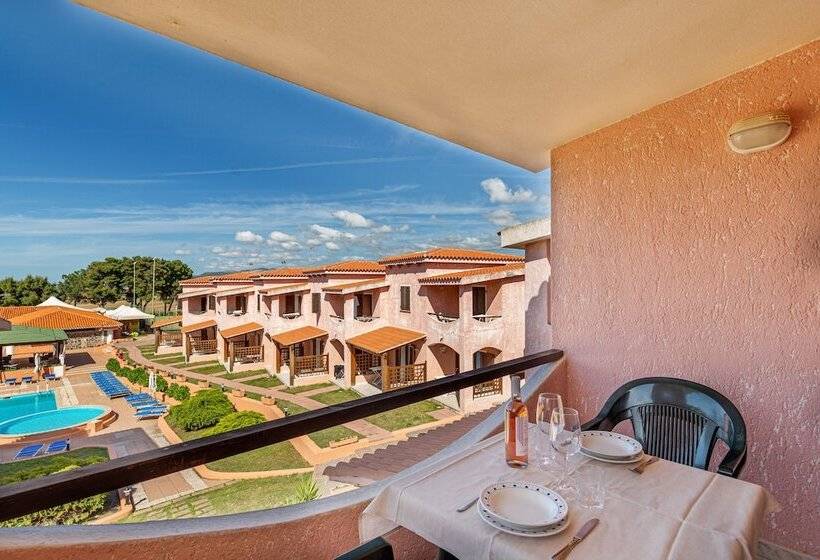 منتجع Marina Manna Hotel And Club Village