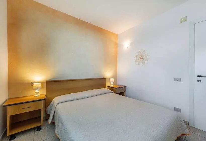 渡假胜地 Marina Manna Hotel And Club Village