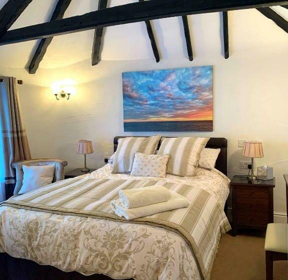 ペンション The Cottage Bed & Breakfast