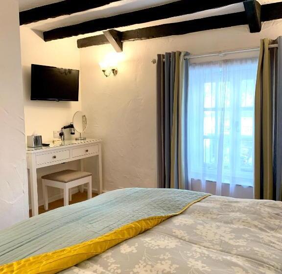 ペンション The Cottage Bed & Breakfast