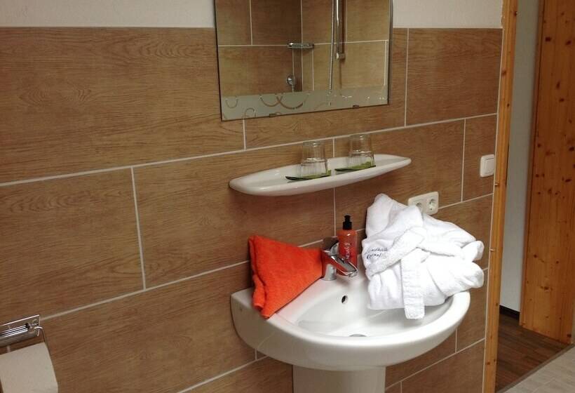 Aparthotels Berwang, Haus Cornelia En Haus Wiesengrund